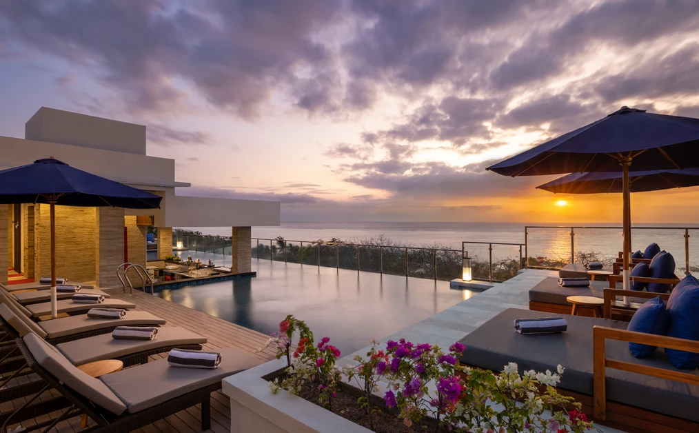 Rooftop Pool